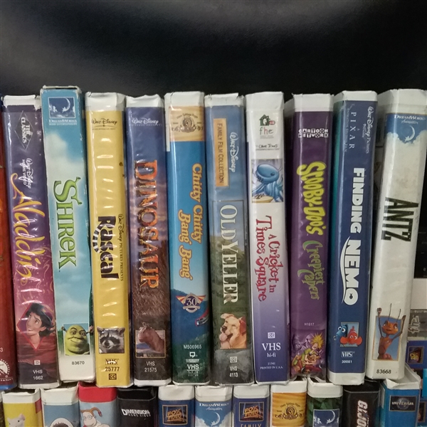 Huge Collection of Kids VHS Movies 50+