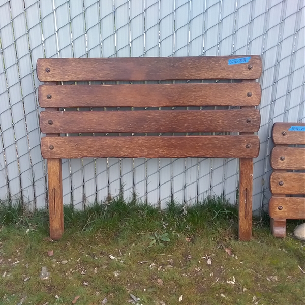 Twin Wood Bed Frame with Head and Foot board