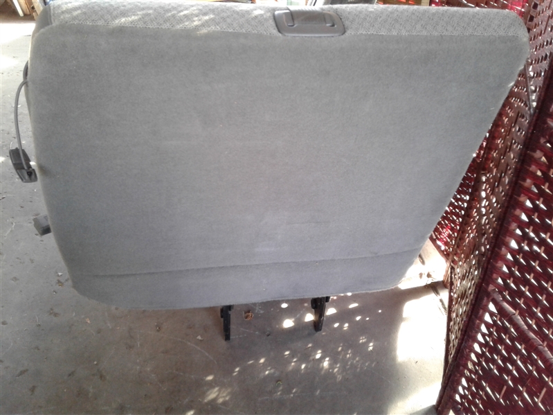 2009 Chevy Express Van Bench Seat 2 Piece 