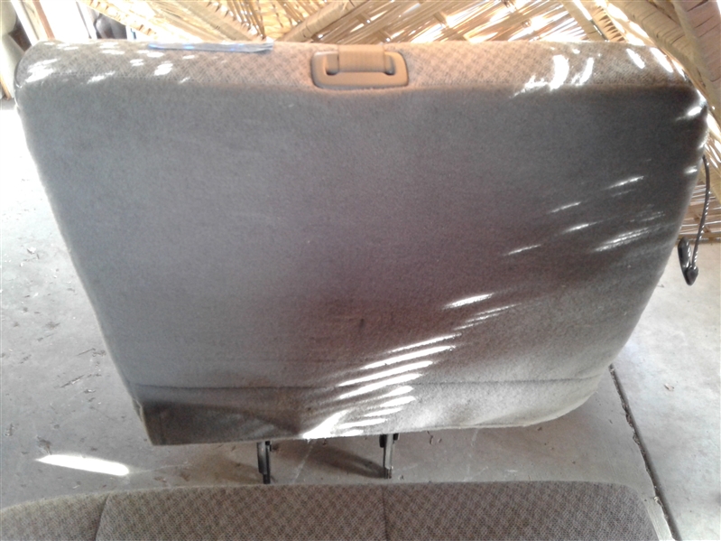 2009 Chevy Express Van Bench Seat 2 Piece 