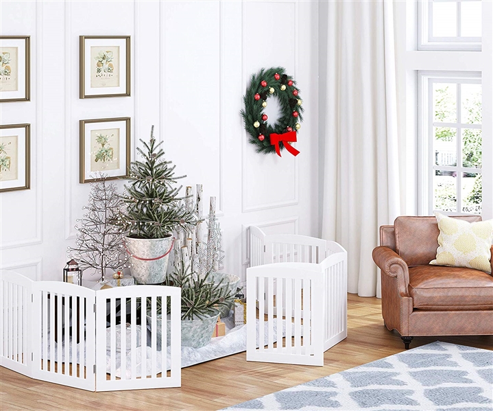 Universe Home Inc Wooden Pet Gate with Support Feet 24 High