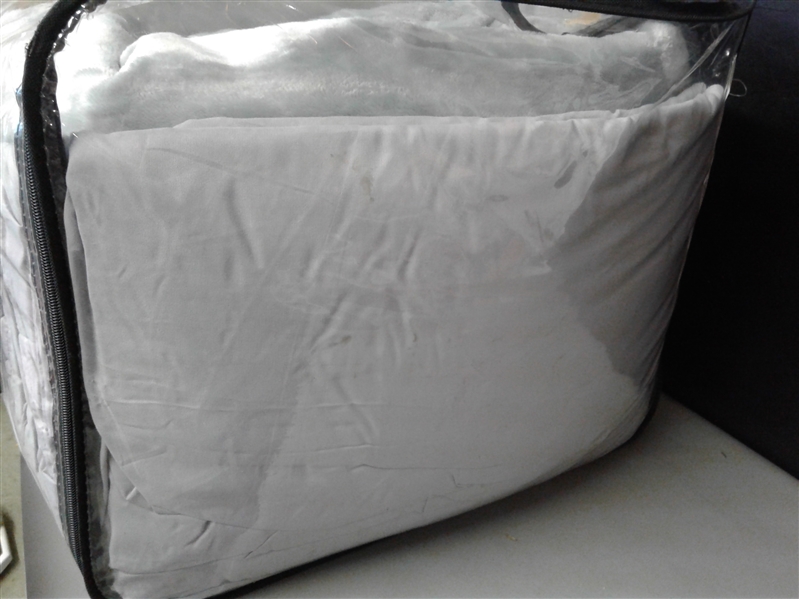 Degrees of Comfort Weighted Blanket w/ 2 Duvet Covers for Hot & Cold Sleepers(80x87 25lbs, Grey)