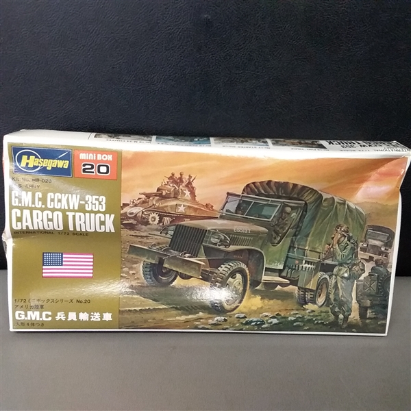 Lot of 9 Vintage Model Sets Military Vehicles