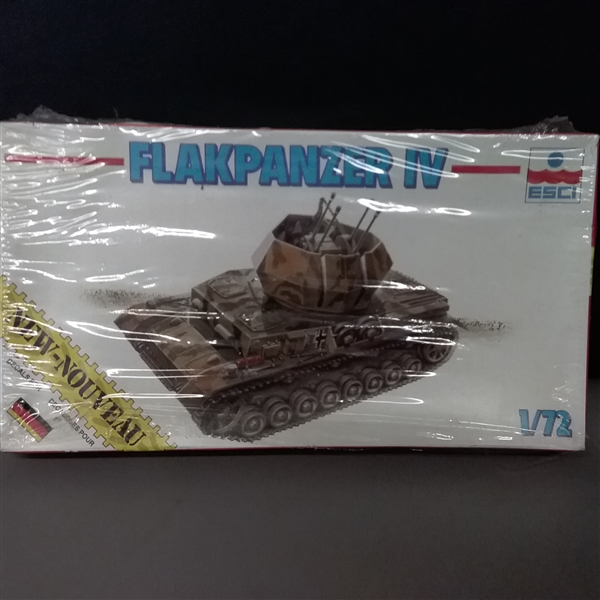 Lot of 9 Vintage Model Sets Military Vehicles