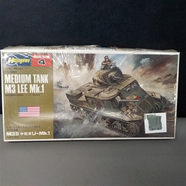 Lot of 9 Vintage Model Sets Military Vehicles