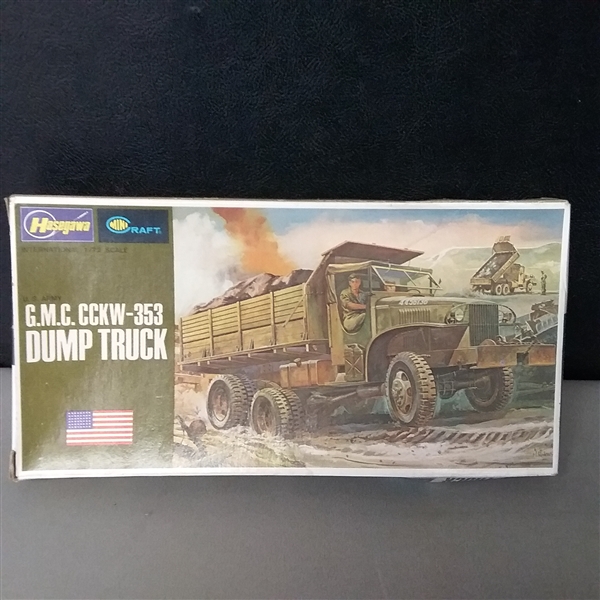 Lot of 9 Vintage Model Sets Military Vehicles