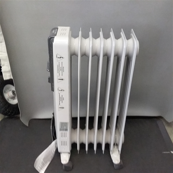 Sai 1500-Watt Electric Oil-Filled Radiator Portable Heater