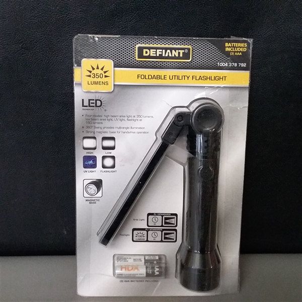 Defiant 350 Lumens LED Foldable Aluminum Utility Light