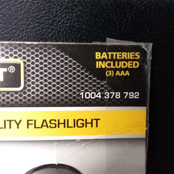 Defiant 350 Lumens LED Foldable Aluminum Utility Light