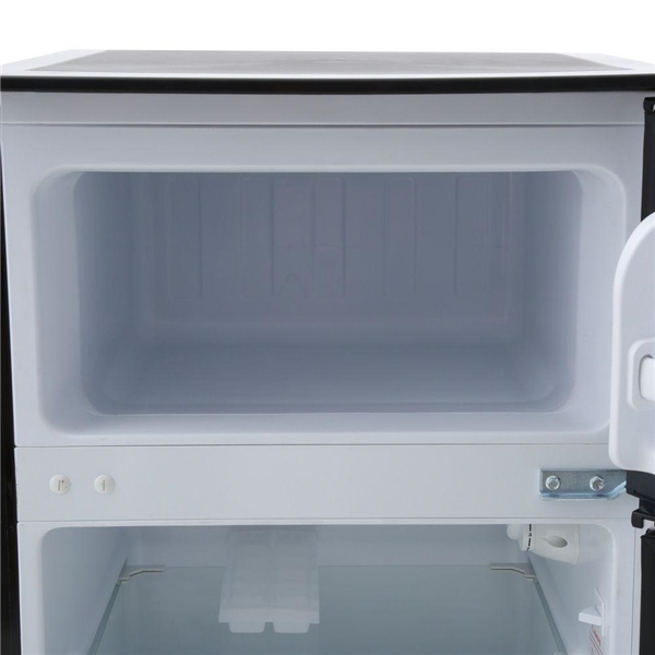 MAGIC CHEF 3.1 CU. FT. MINI FRIDGE