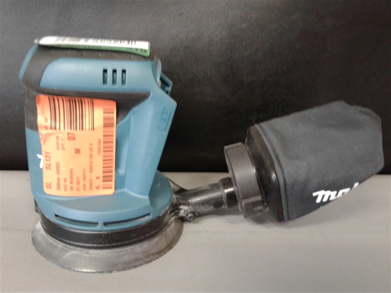 Makita 18-Volt LXT Lithium-Ion Cordless 5 in. Random Orbit Sander (Tool-Only)