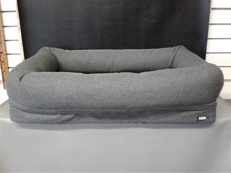 Lot Detail - BarkBox 2-in-1 Memory Foam Dog Cuddler Bed
