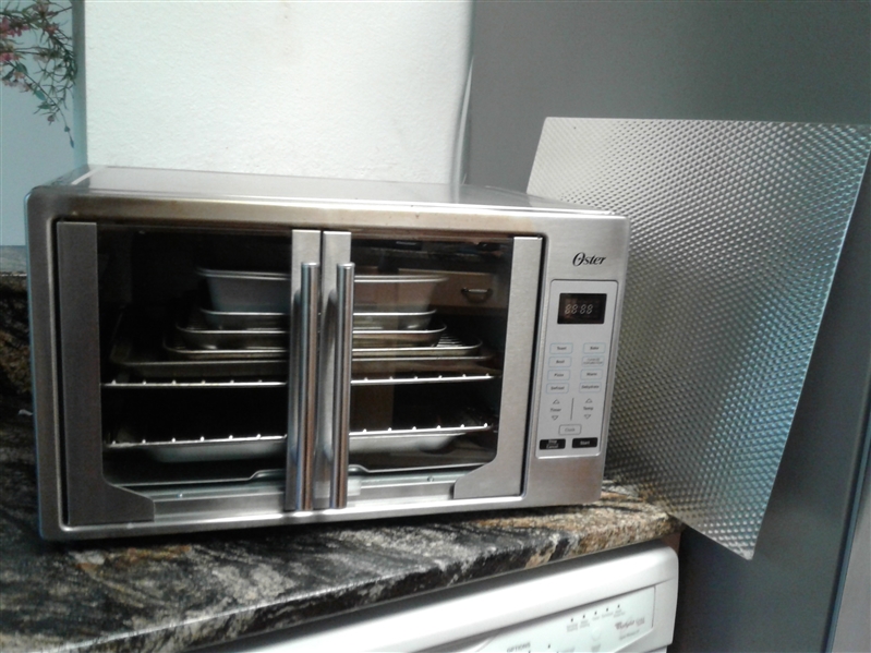 Double Door Oster Toaster Oven, Baking Pans, and Cookie Sheets