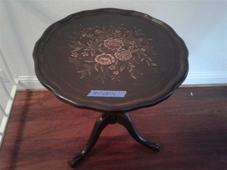 Queen Anne Tilt Top Table 