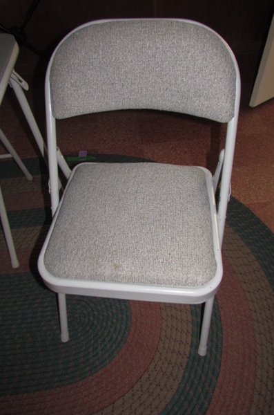 CARD TABLE & 4 FOLDING CHAIRS