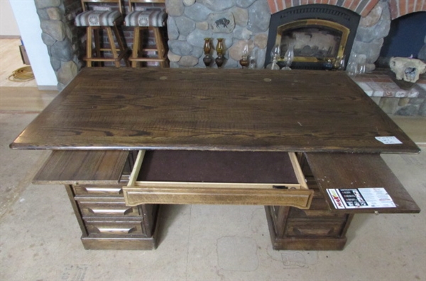 LARGE SOLID WOOD EXECUTIVE DESK