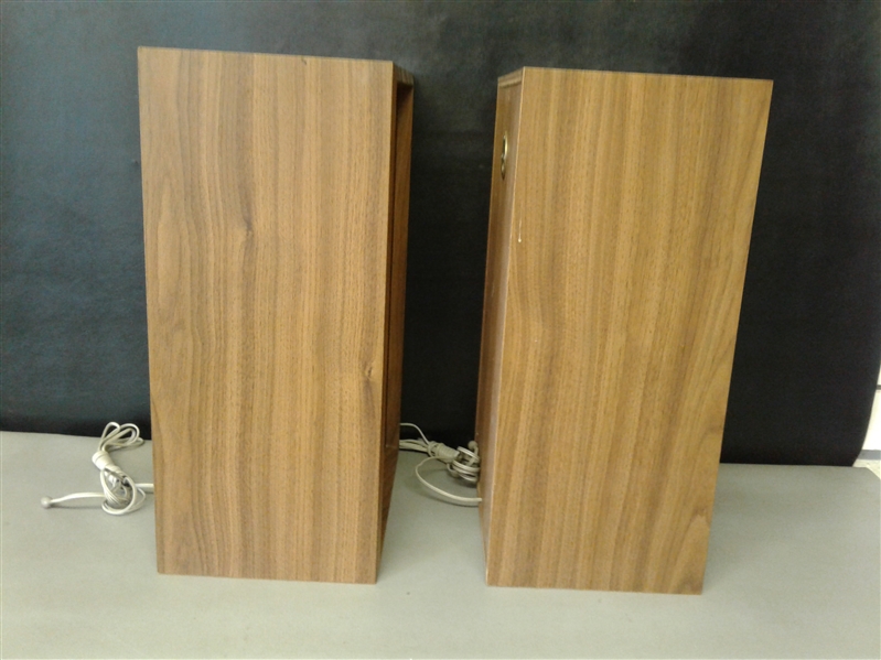 Pair of Onkyo Speakers