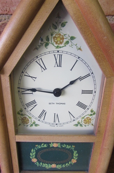 VINTAGE 1960'S MINI SETH THOMAS 8-DAY STEEPLE CLOCK (82)