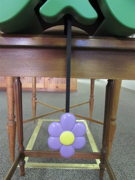 MOO COO CLOCK - DISPLAY (23)