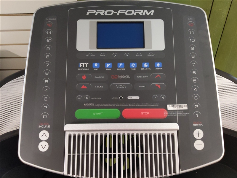 Lot Detail ProForm Performance 800i Treadmill