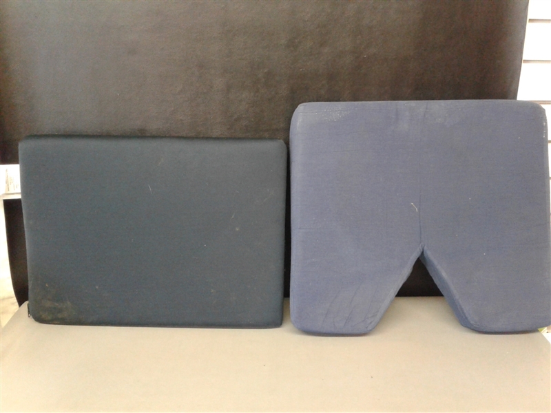 2 Foam Pads