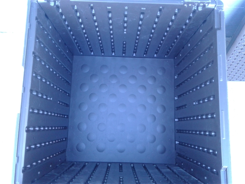 Suncast 60-Gallon Medium Deck Box
