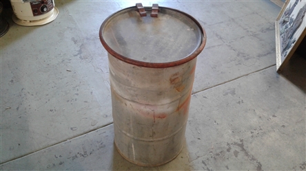 40 Gallon Galvanized Barrel with Lid