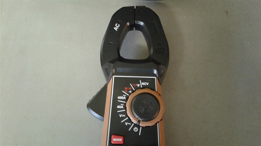 Southwire Clamp Meter