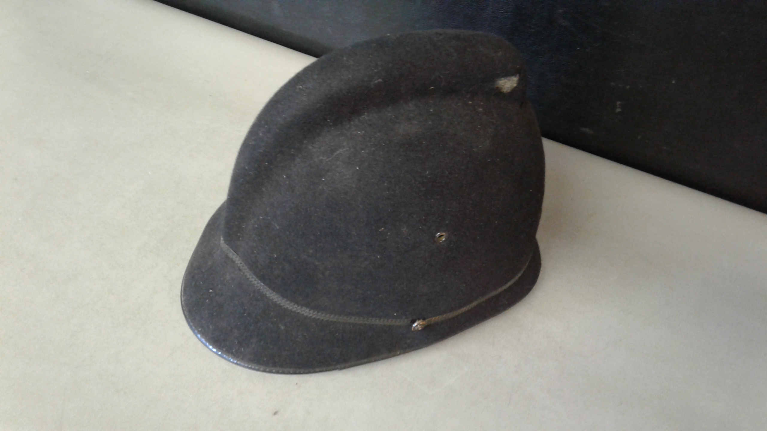 Lot Detail - Vintage Christys' London Wool Hat
