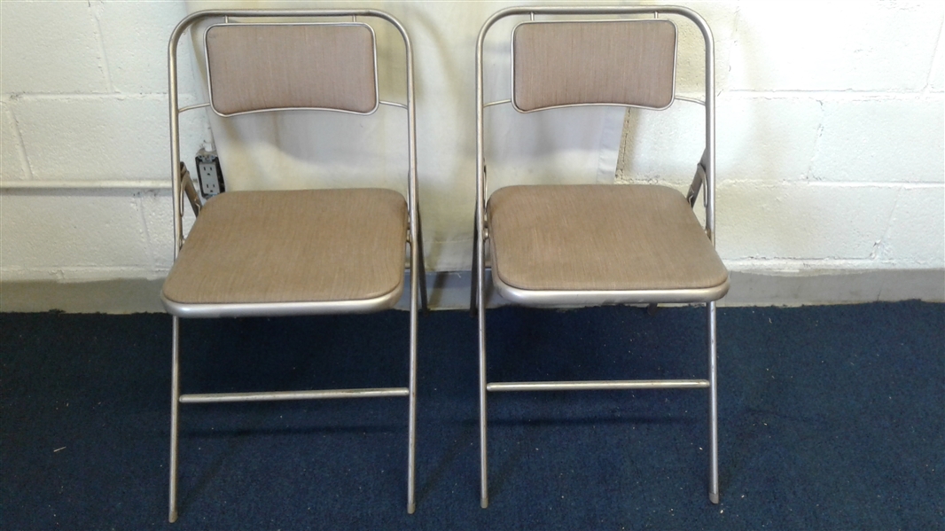 Vintage Samsonite Card Table w/4 Chairs