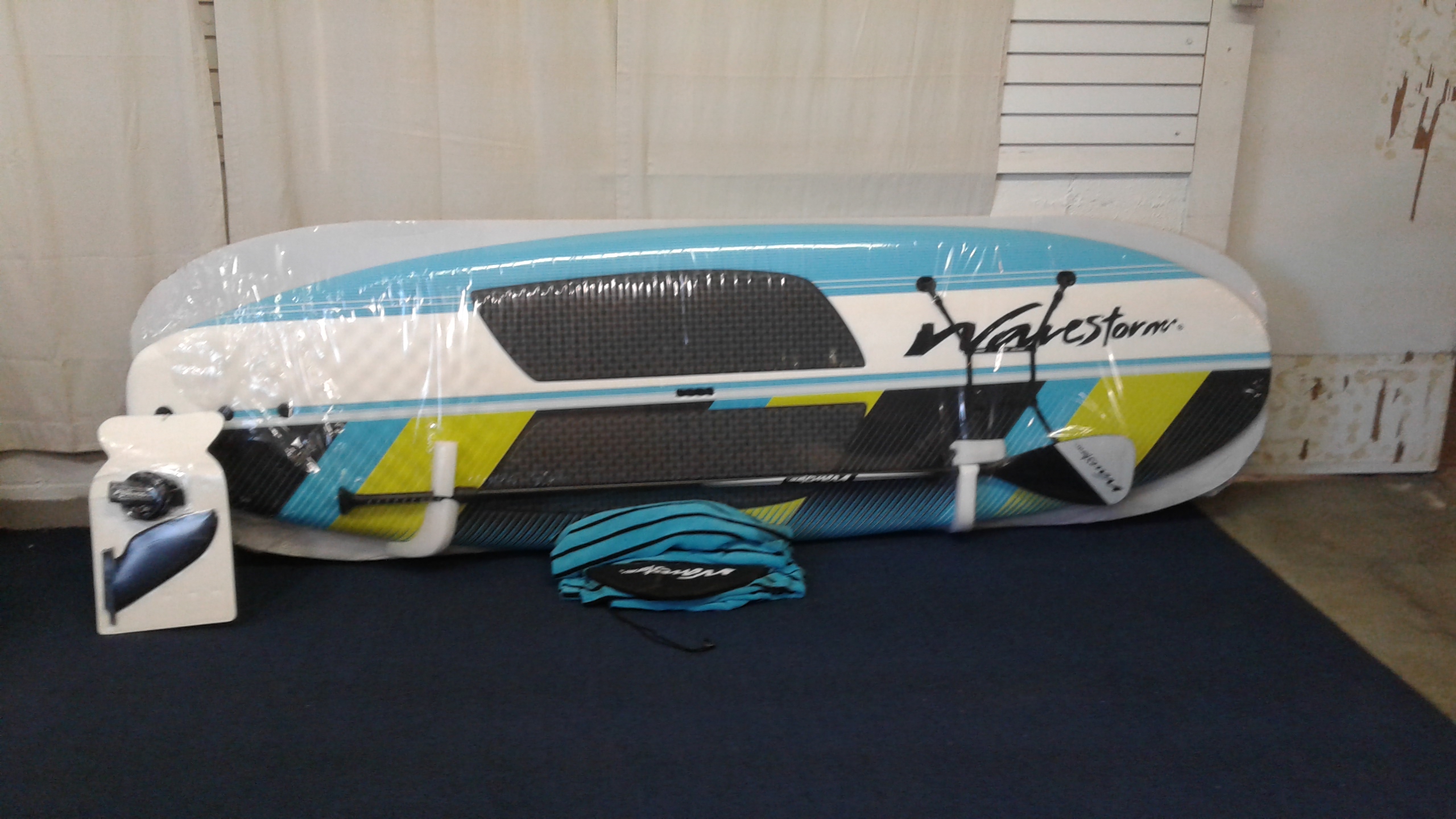 Wavestorm paddle board clearance 9ft 6