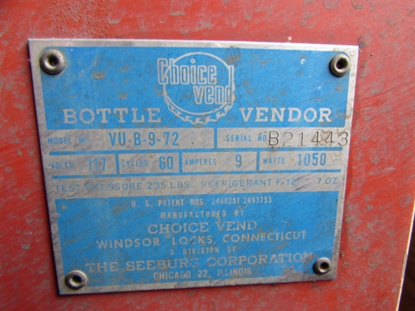 VINTAGE PEPSI COLA VENDING MACHINE