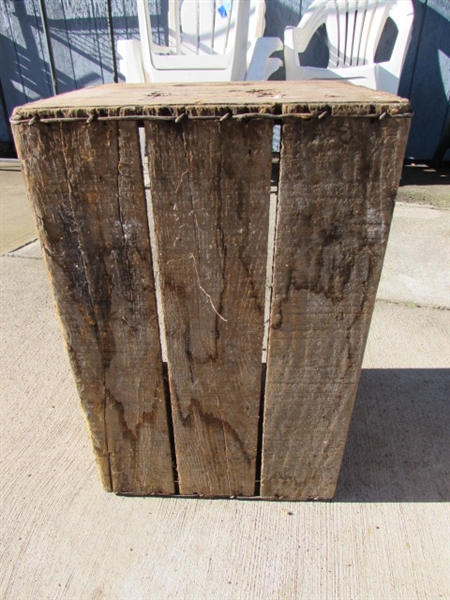 LUCERNE WOODEN CRATE LOT