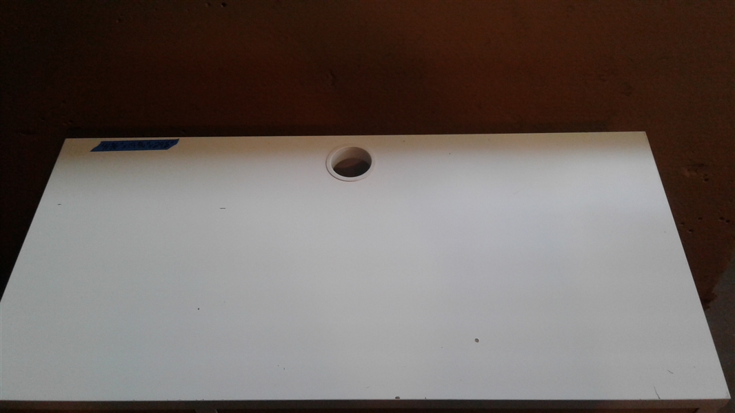 Simple Desk