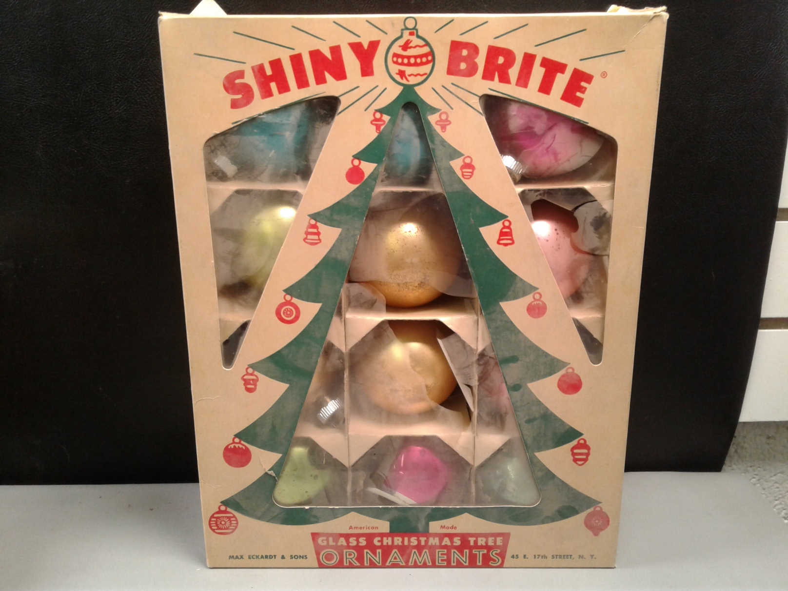 Lot Detail - Vintage Glass Christmas Ornaments &amp; Lights