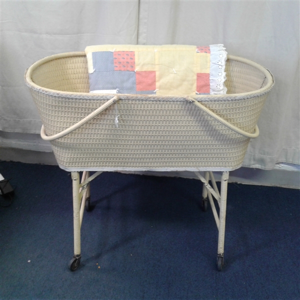 Vintage Baby Bassinet & Handmade Quilt