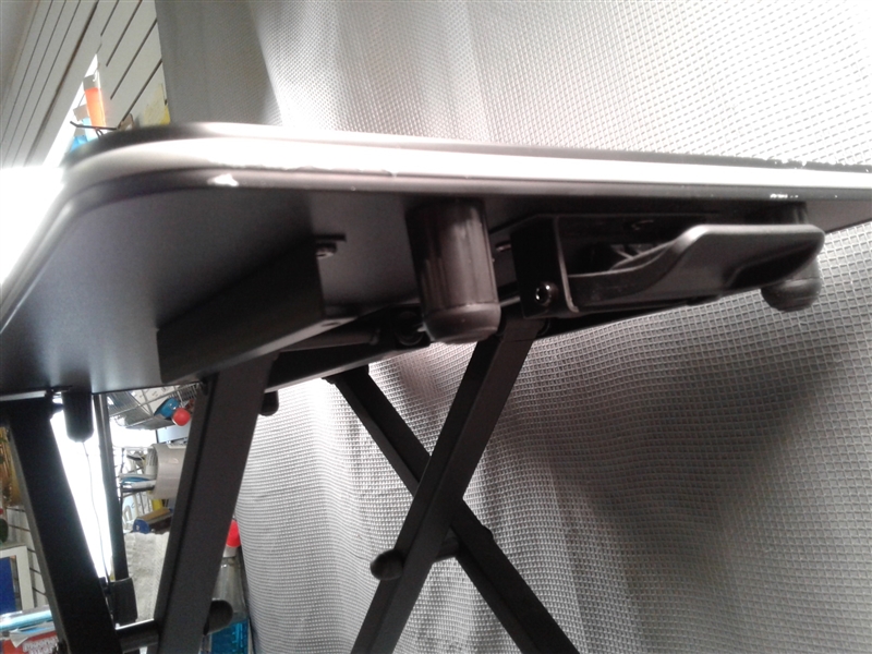 Adjustable Desk Riser