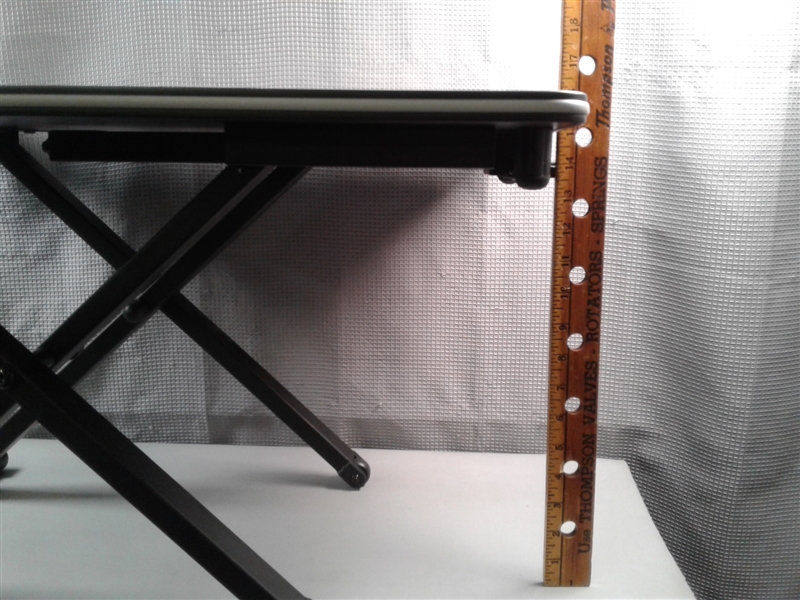 Adjustable Desk Riser