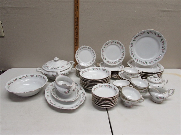 GERMAN CROWN BAVARIA FINE CHINA SET