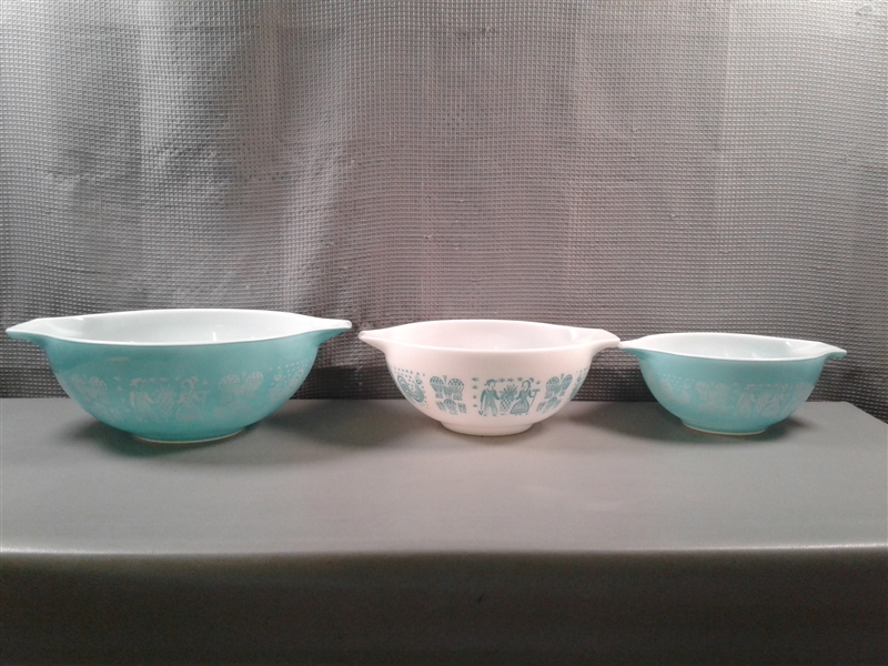 Vintage Pyrex Butterprint Pattern