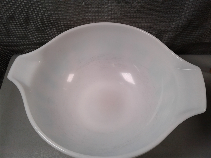 Vintage Pyrex Butterprint Pattern