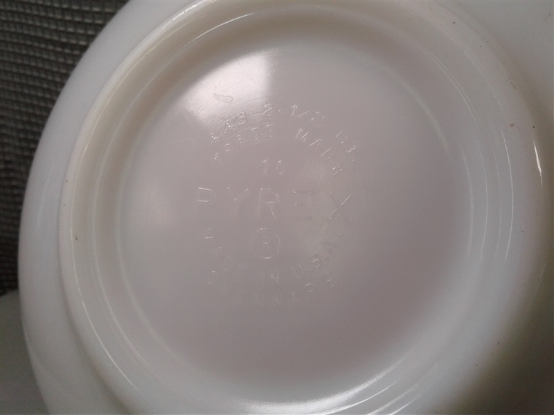 Vintage Pyrex Butterprint Pattern
