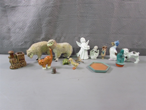 Vintage Knick Knacks