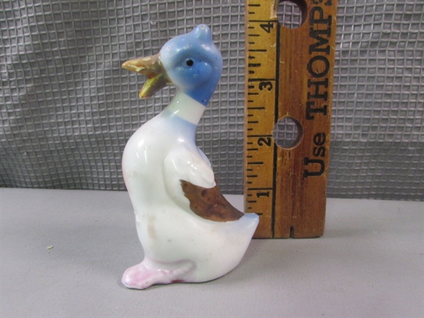 Vintage Knick Knacks
