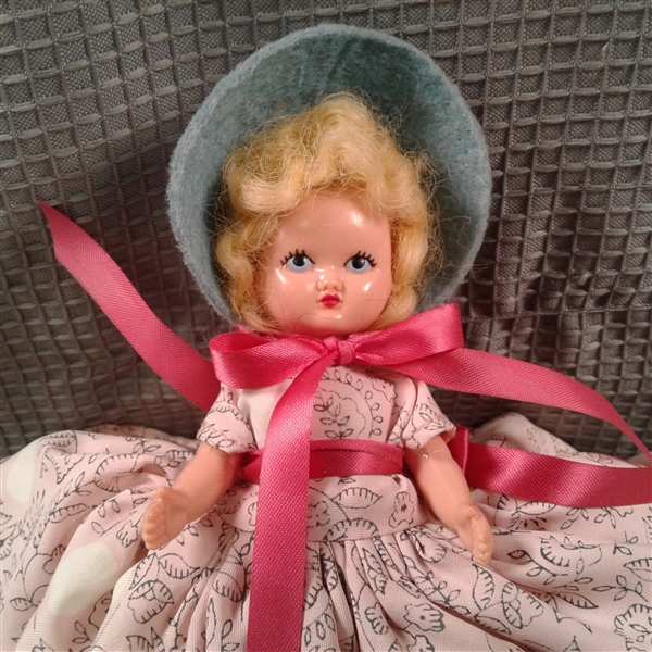 Vintage Hollywood Doll Playmates Tottie Twinkletoe w/Box