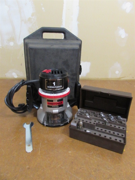 CRAFTSMAN 1 HP ROUTER W/CASE & BITS