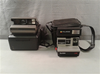 2 Polaroid Cameras Spectra System and Sun 600 LMS