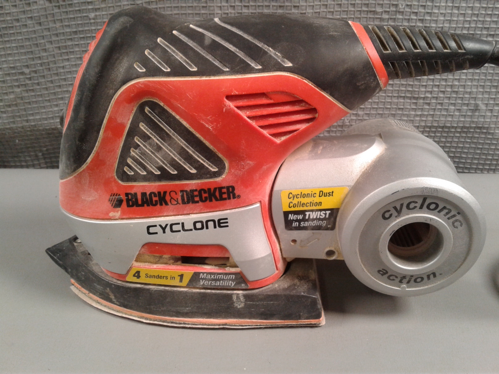 Lot Detail Black And Decker Cyclone Sander