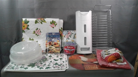 Kitchen: Dish Rack, Table Cloths, Aprons, Microwave Plate Covers, Etc