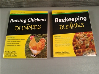 Beekeeping and Raising Chickens FOR DUMMIES Books
